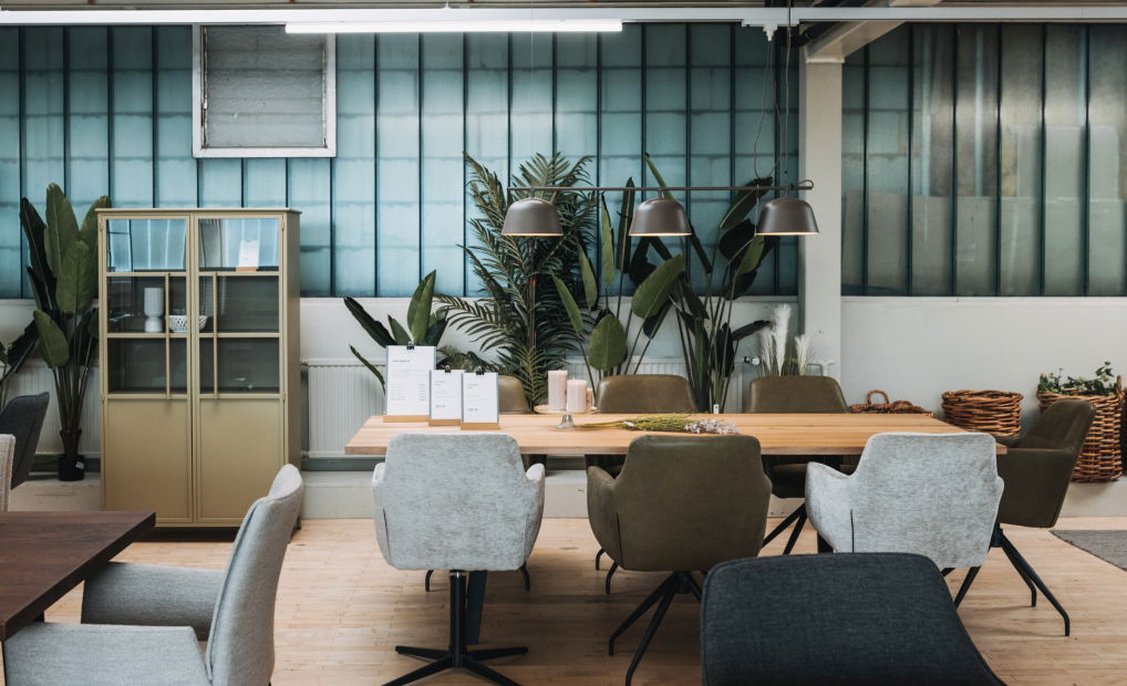 CASA Store Tisch und Stühle